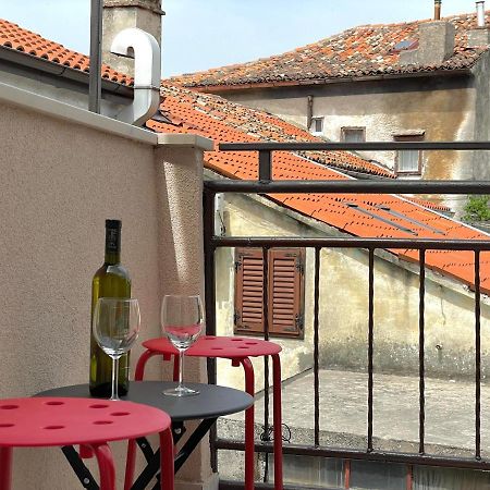 Modern Apartment In The Old Part Of Town Rijeka Zewnętrze zdjęcie