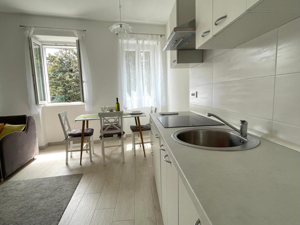 Modern Apartment In The Old Part Of Town Rijeka Zewnętrze zdjęcie